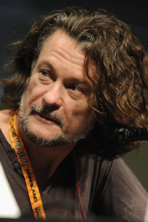 Ben Edlund en el reparto