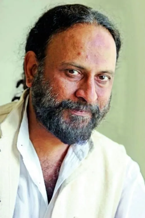 Ketan Mehta interpretando a Sanjeev