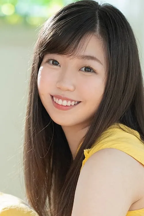 Miya Akane interpretando a 