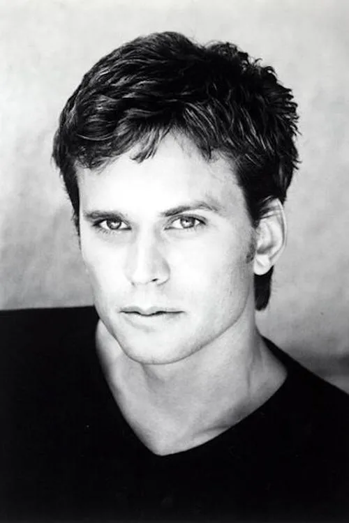 Foto de perfil del actor Shawn David Thompson en el reparto