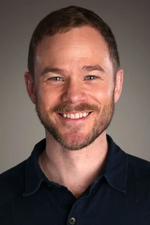 Actor Aaron Ashmore