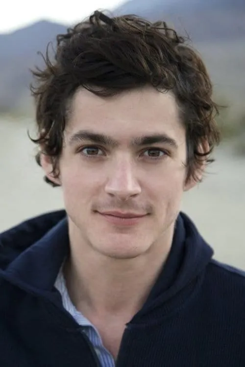 Actor Aaron Michael Davies