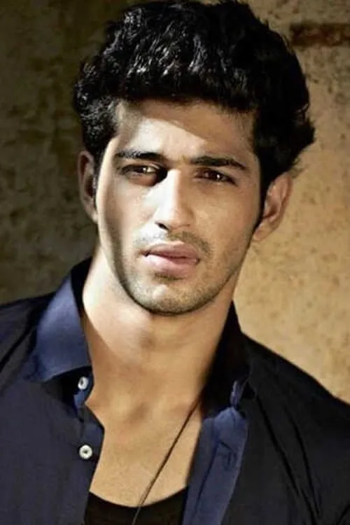 Aashim Gulati en el reparto