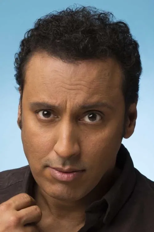 Actor Aasif Mandvi