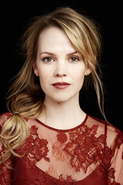 Abbie Cobb interpretando a Ryder