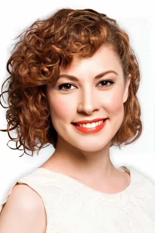 Actor Açelya Topaloğlu