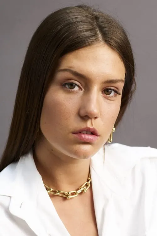 Adèle Exarchopoulos interpretando a Alex