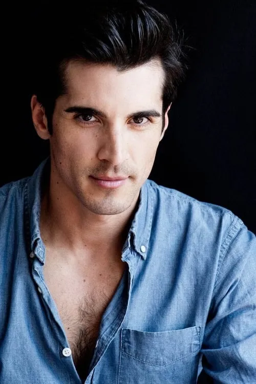 Actor Adrian Armas