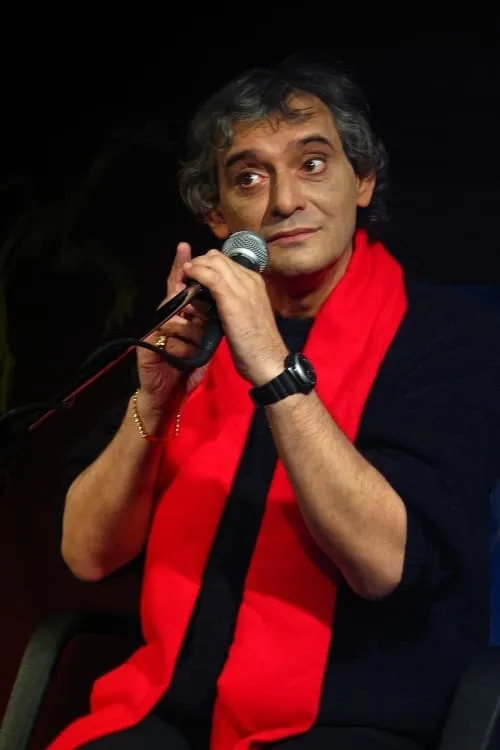 Adrian Pintea interpretando a Mihai Eminescu