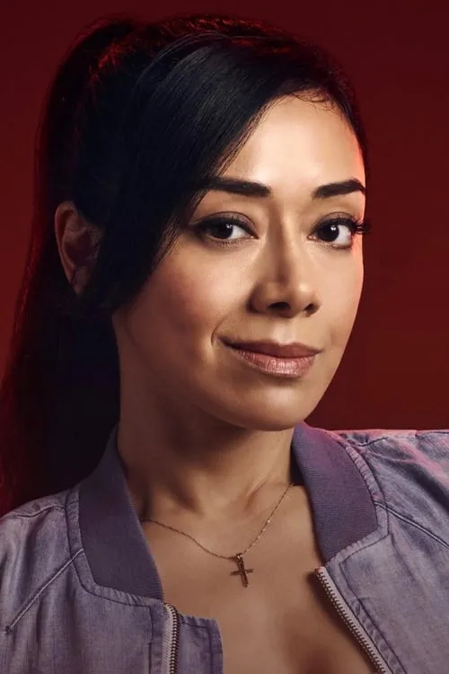 Actor Aimee Garcia