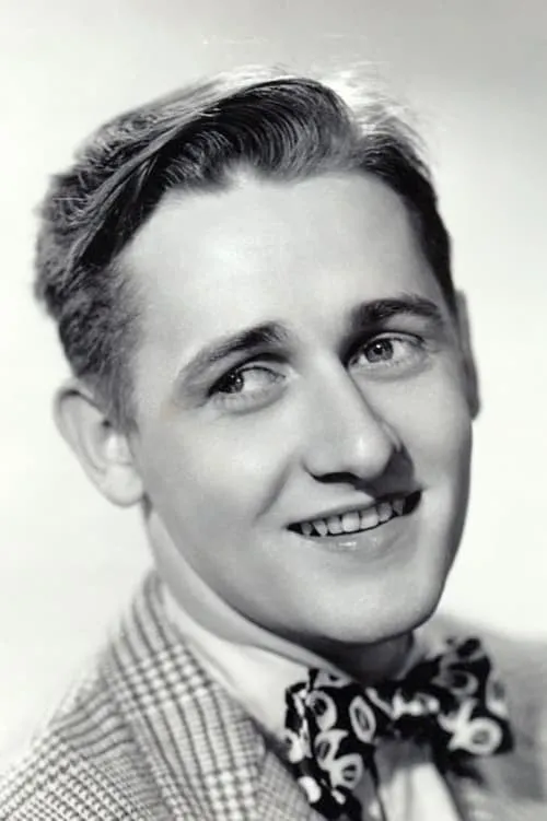 Alan Young interpretando a Self / Wilbur Post (archive footage)