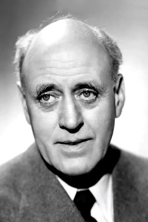 Alastair Sim interpretando a Dr. Knox