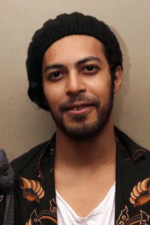 Actor Alex Abbad