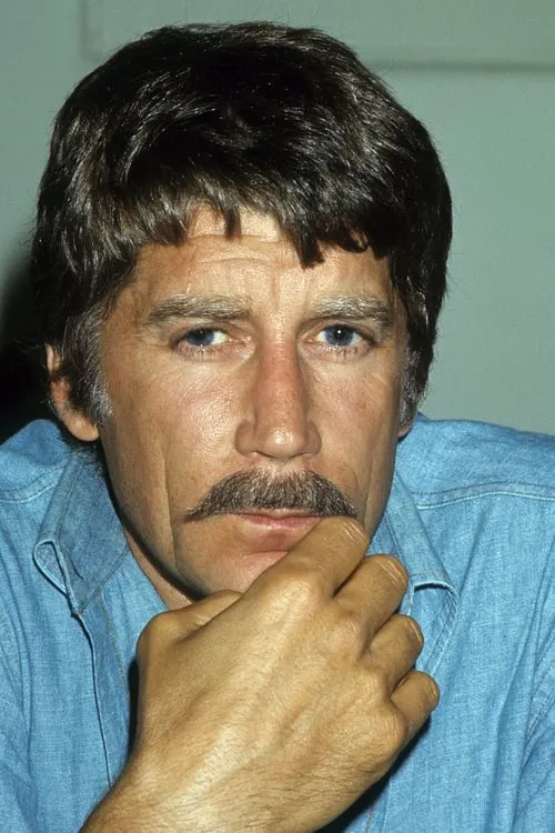 Foto de perfil del actor Alex Cord en el reparto