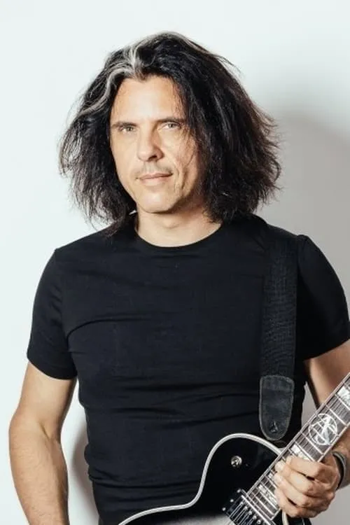 Alex Skolnick interpretando a Lead Guitar