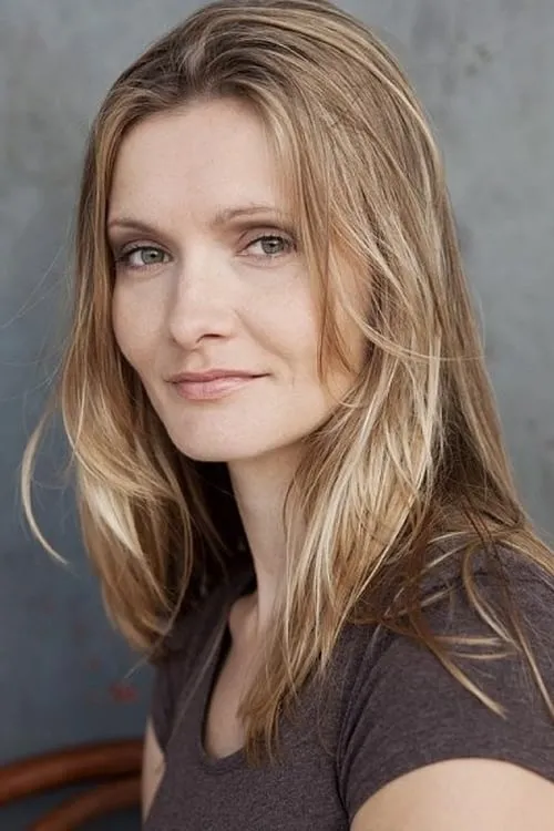 Actor Alexandra Finder