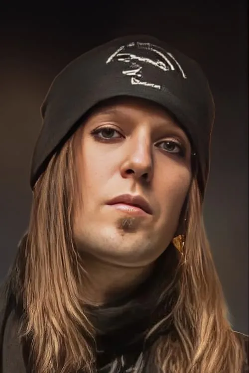 Patric Ullaeus ha trabajado con Alexi Laiho en 1 ocasiones