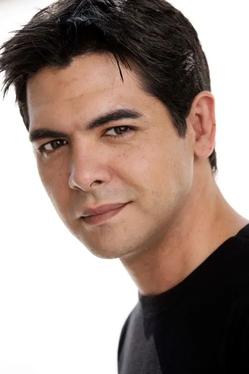 Foto de perfil del actor Alexis Cruz en el reparto