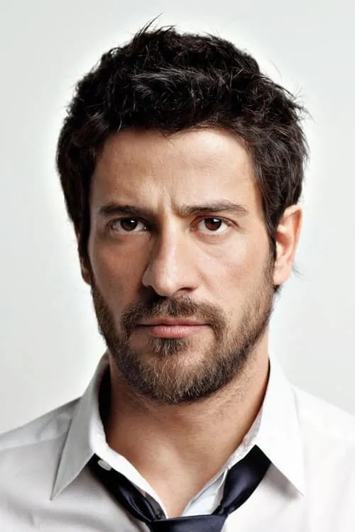 Alexis Georgoulis en el reparto