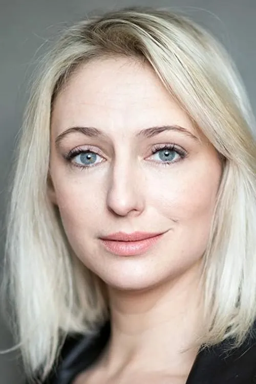 Actor Ali Bastian