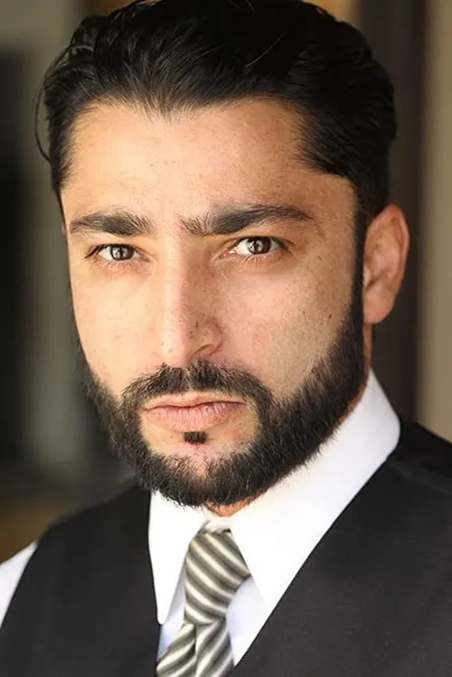 Actor Ali Olomi