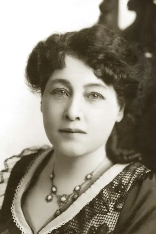 Alice Guy-Blaché interpretando a Self (archive footage)