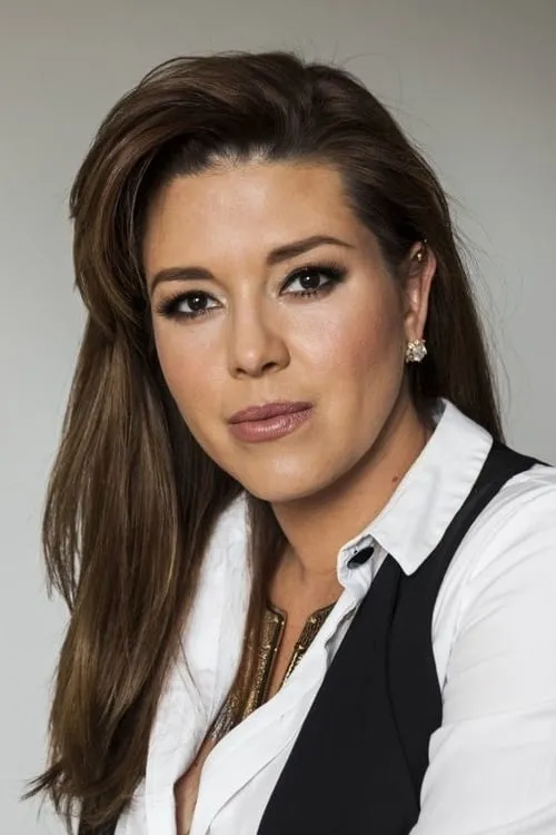 Alicia Machado interpretando a Lucia Yazbek