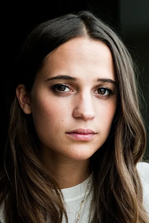 Alicia Vikander interpretando a Alicia