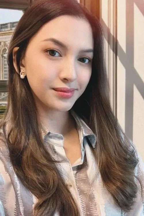 Actor Alisia Rininta