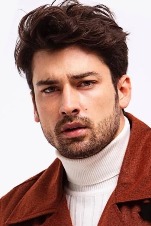 Actor Alp Navruz