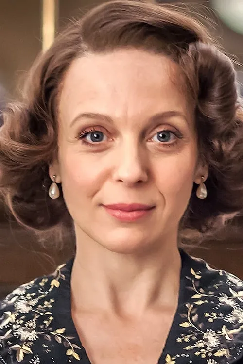 Amanda Abbington interpretando a Rosa