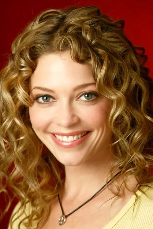 Amanda Detmer interpretando a Christine Hartley