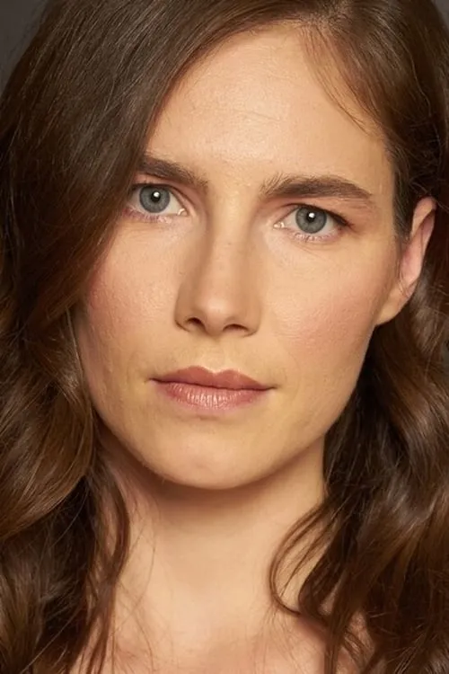 Amanda Knox interpretando a Self