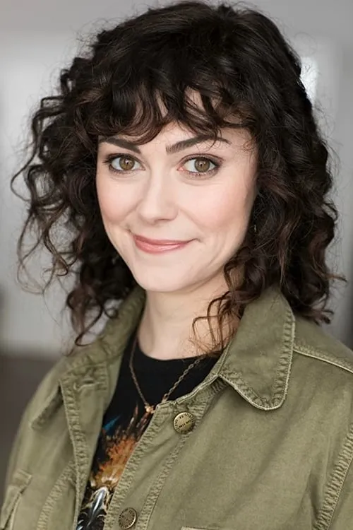 Actor Amanda Troop