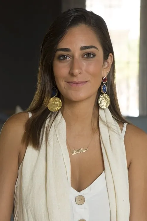 Amina Khalil interpretando a Rim