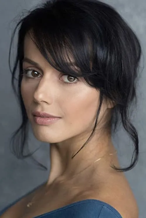 Foto de perfil del actor Amrita Acharia en el reparto