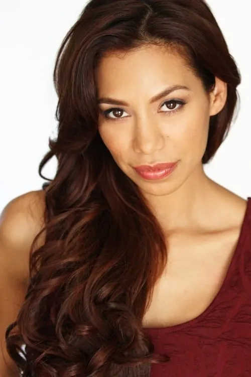 Actor Amy Correa