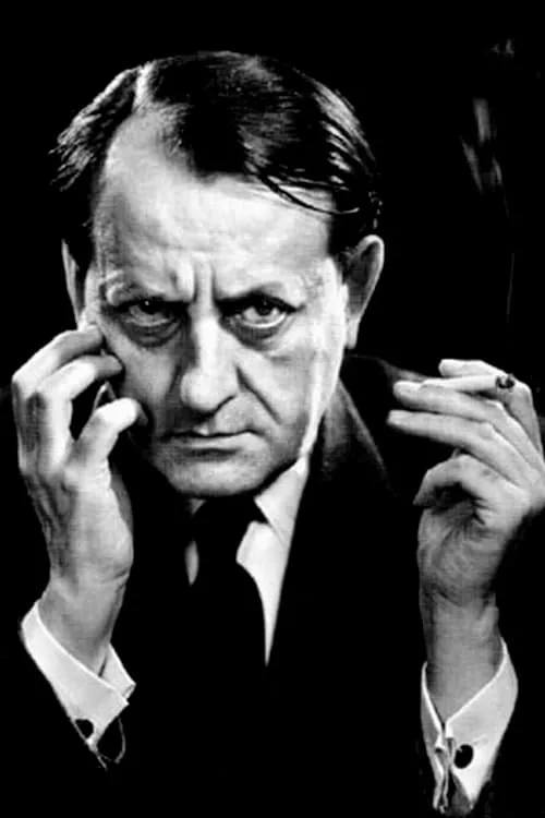 André Malraux interpretando a Self (archive footage)