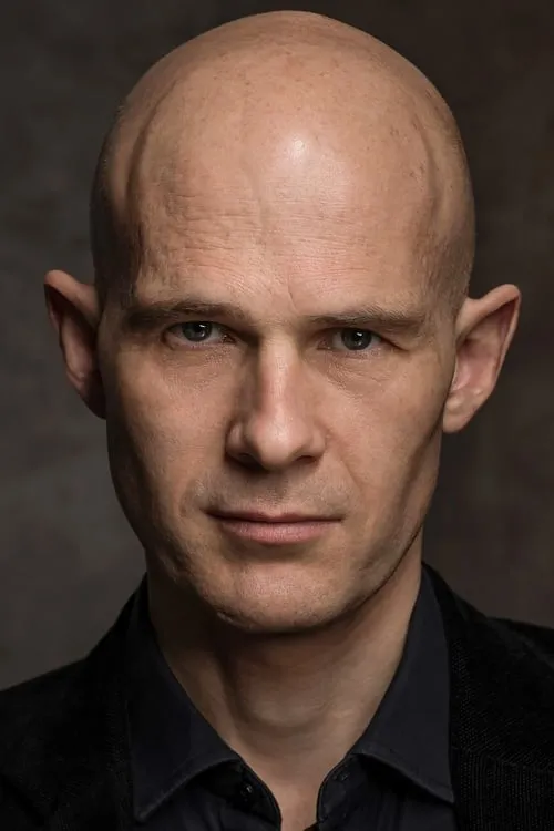 Actor Andrew Byron