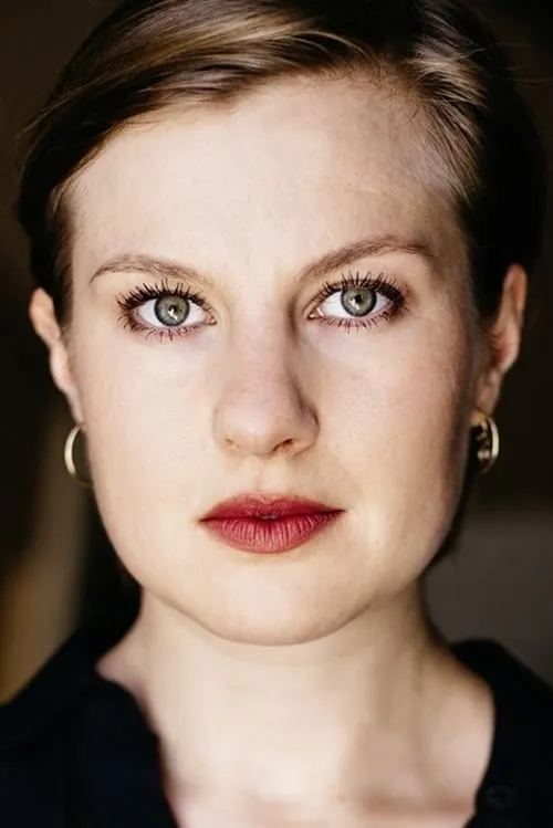 Actor Anna Drexler