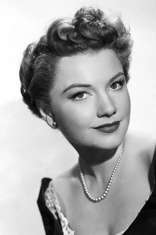 Anne Baxter interpretando a Barbara Foster