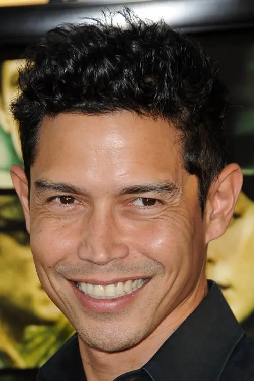 Anthony Ruivivar en el reparto