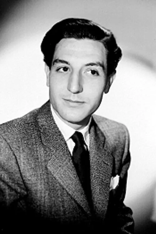 Actor Antonio Passy