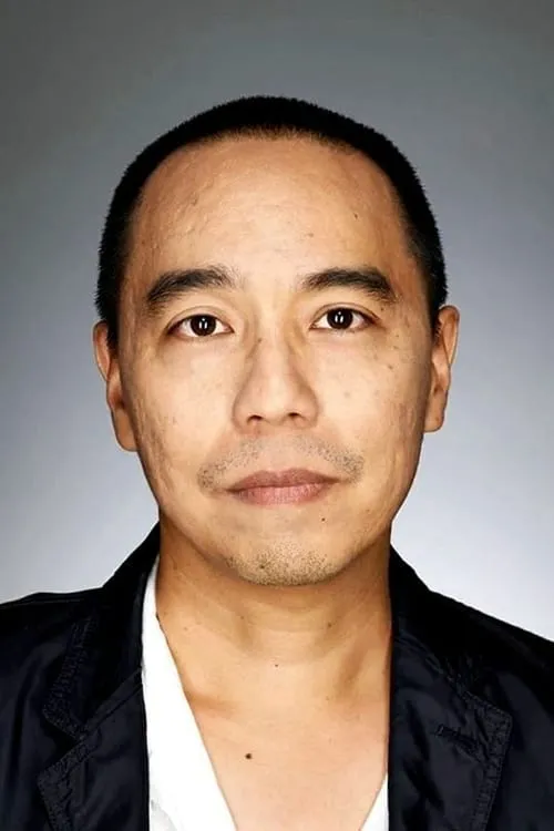 Apichatpong Weerasethakul interpretando a 