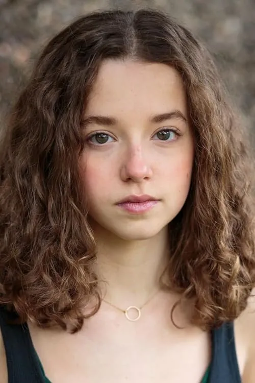 Actor Ariella Glaser