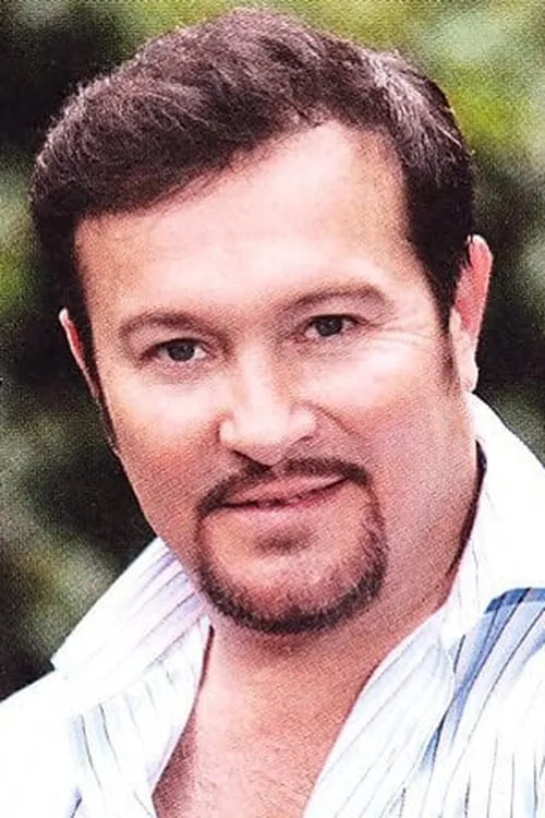 Actor Arturo Peniche