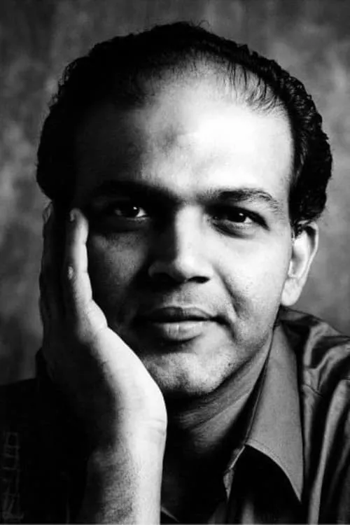 Ashutosh Gowariker interpretando a Vikran