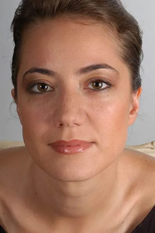 Actor Aslı Şahin