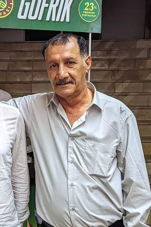 Actor Ayam Akram