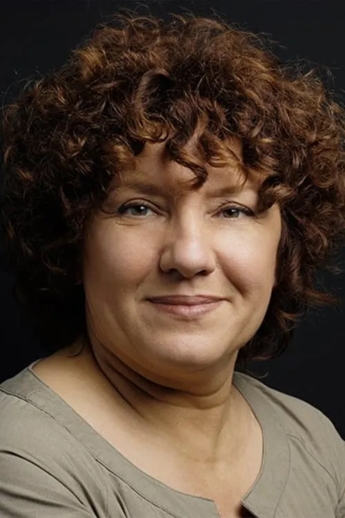 Actor Ayşenil Şamlıoğlu